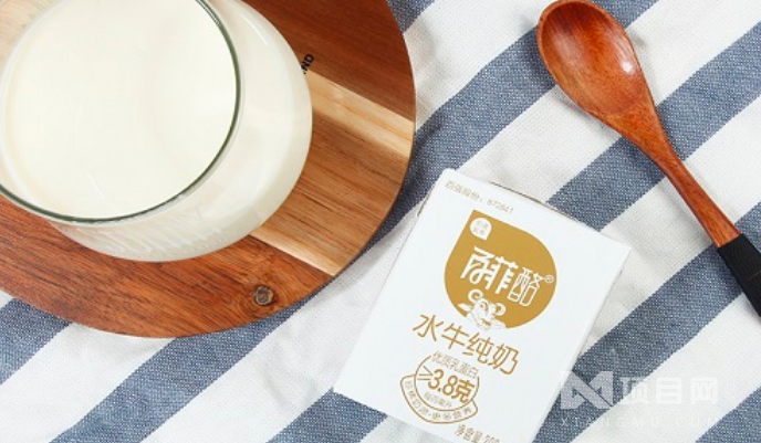 百菲酪水牛奶