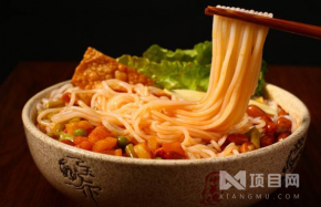 新手加盟一家桂螺皇螺螄粉會得到什么支持?