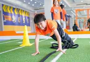 如何训练孩子的引体向上运动？做引体向上应该怎么训练？