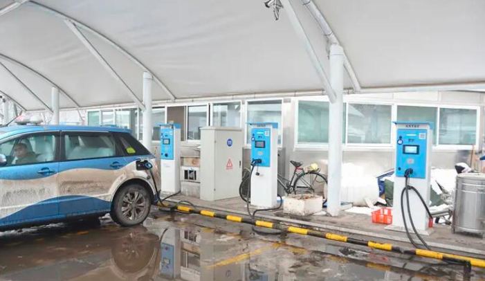 點(diǎn)點(diǎn)暢行共享充電站