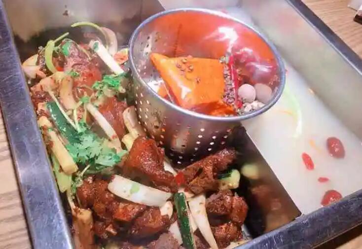 熔意蹄花火鍋加盟