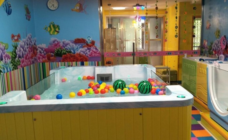 泉貝兒嬰兒游泳加盟