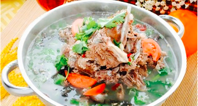 融久久羊脊骨火鍋