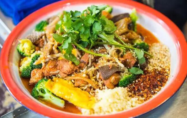 都可以盤盤麻辣燙加盟 都可以盤盤麻辣燙加盟