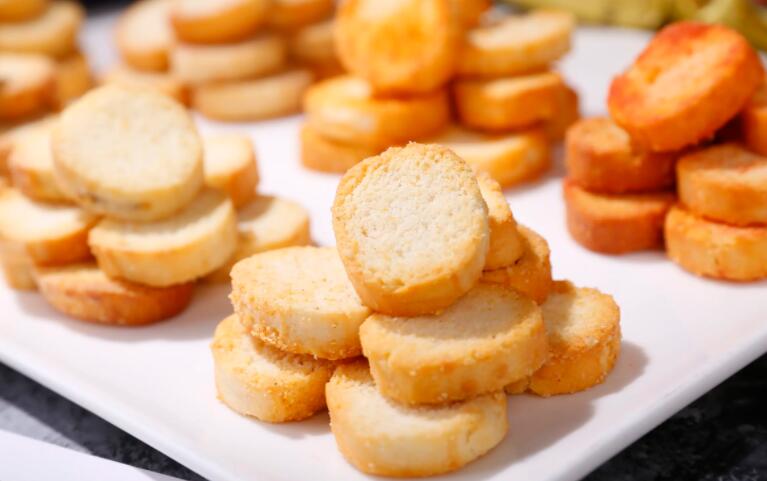 糖巢量販零食加盟