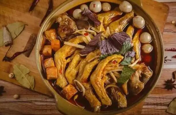 喜八寶螺螄粉火鍋加盟