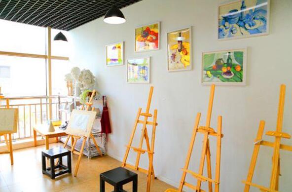 彩躍未來兒童美術(shù)加盟