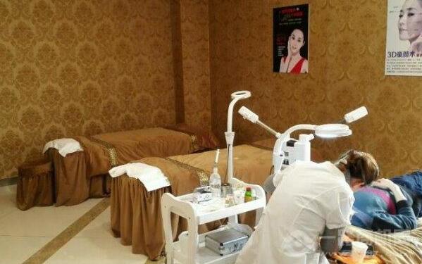 伊麗雪顏祛斑祛痘加盟