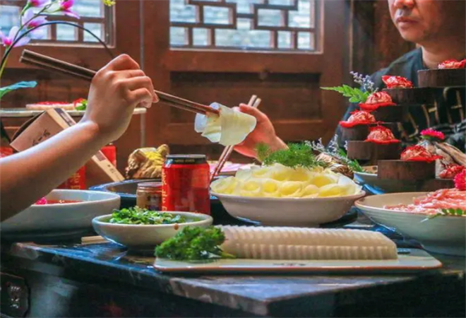 朱光玉火鍋館加盟 朱光玉火鍋館加盟