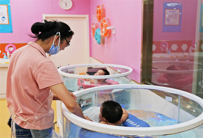 游優(yōu)寶貝嬰兒游泳館加盟