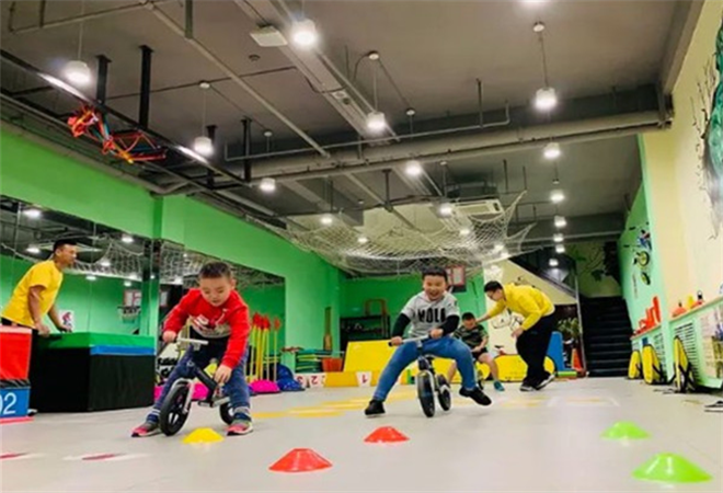 能量鷹兒童運(yùn)動(dòng)館加盟 能量鷹兒童運(yùn)動(dòng)館加盟