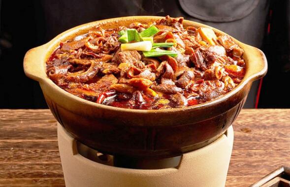 天肴灣牛雜煲 天肴灣牛雜煲