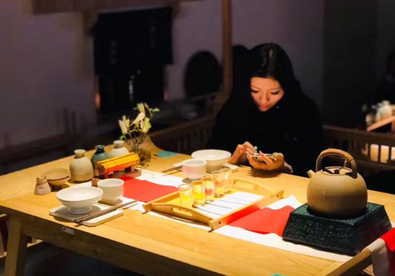 一溪月小酒館 一溪月小酒館