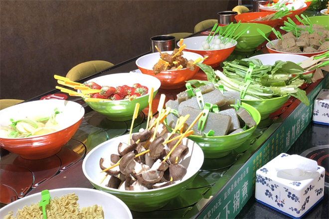 尚百味旋轉(zhuǎn)小火鍋