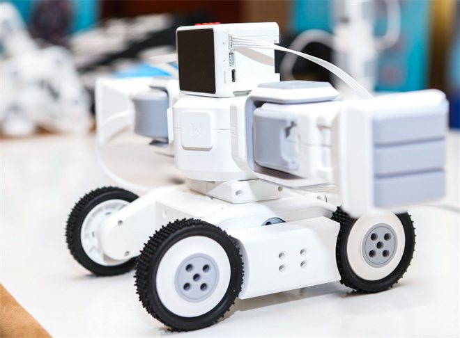 阿幾米の機器人編程