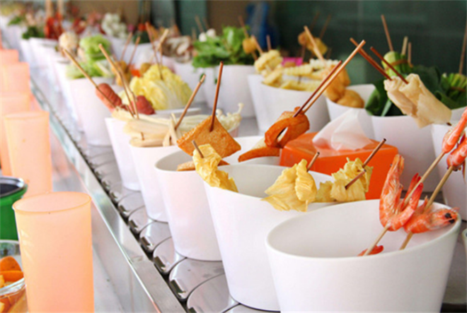 尚百味旋轉小火鍋加盟