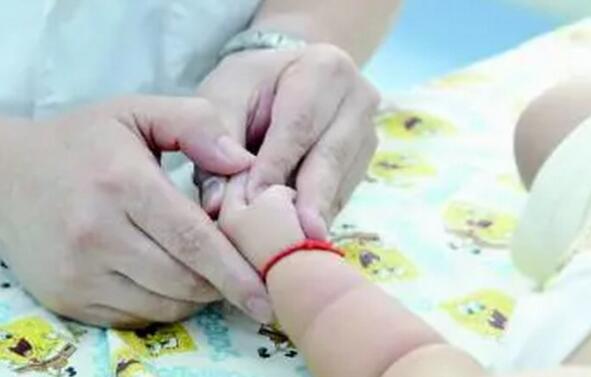 愛姆恩小兒推拿加盟