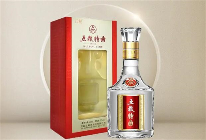 五糧特曲白酒
