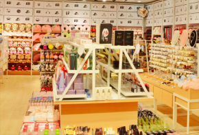 歐眾城品產(chǎn)品多嗎？加盟要滿足什么？