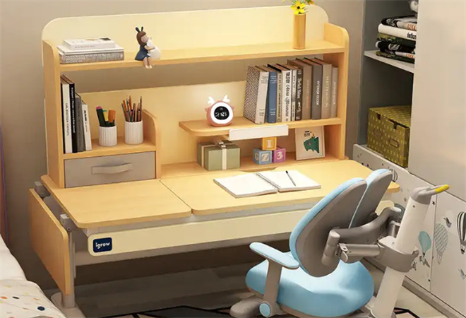 小小博士后學(xué)習(xí)桌加盟