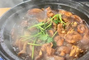 加盟川辣王重庆鸡公煲前景如何？加盟费要多少？