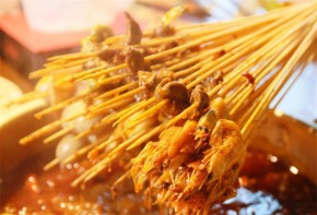 喳哇牛油串串加盟費多少錢？加盟怎么樣？