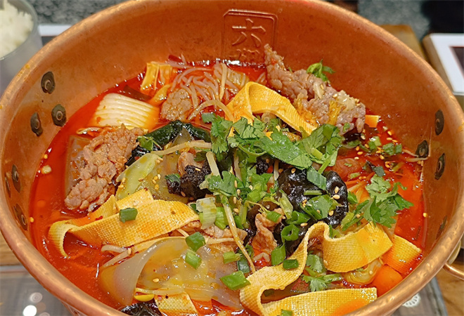 成都你六姐冒菜