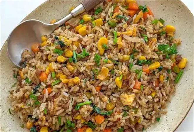 左撇子炒飯 左撇子炒飯