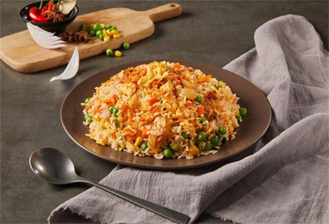 左撇子炒飯加盟