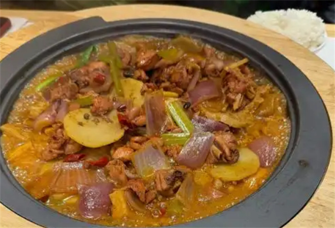 花寶街雞公煲加盟