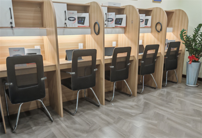 創(chuàng)維酷開AI自習(xí)室加盟