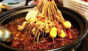 老位子砂鍋串串香加盟費多少？前景如何？