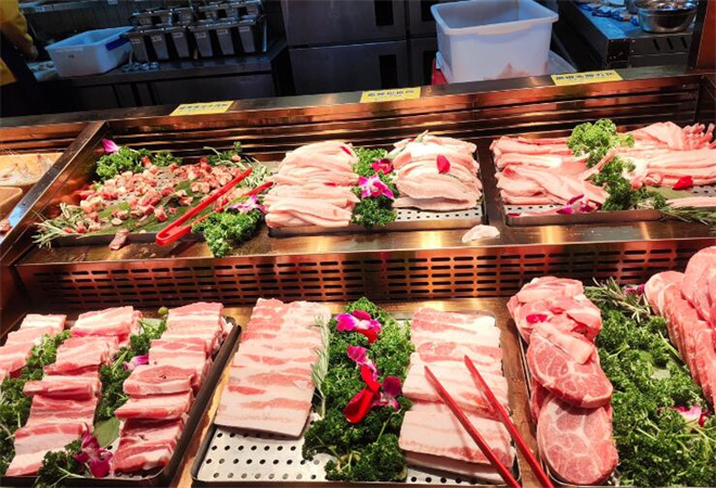 滋之黑豬自助烤肉加盟