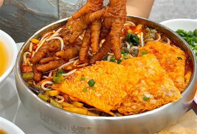 柒小螺螺螄粉加盟