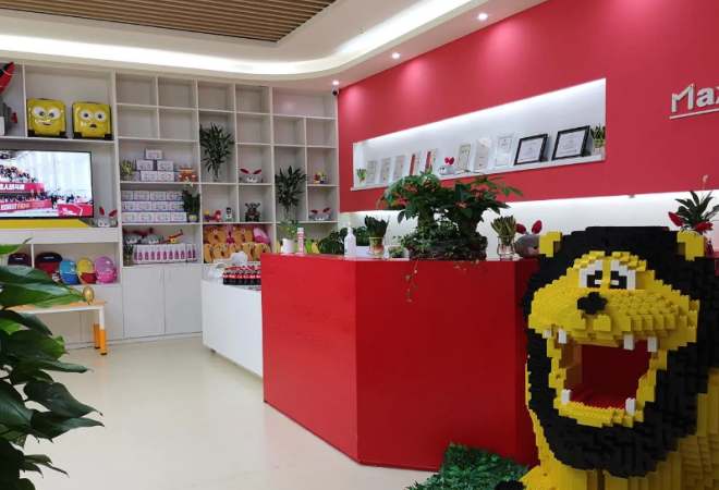 瑪酷機(jī)器人教育