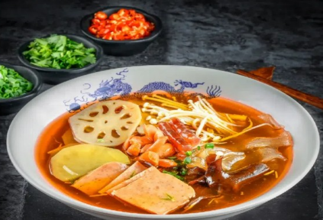 牛東東老式麻辣燙加盟