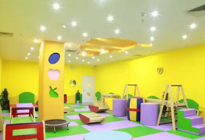 愛(ài)樂(lè)國(guó)際早教中心加盟