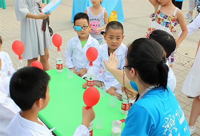 胡須爺爺兒童科學(xué)館加盟