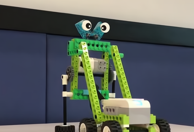 唯思樂(lè)機(jī)器人教育