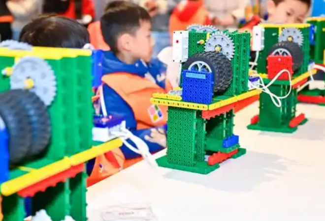 韓端機器人教育加盟