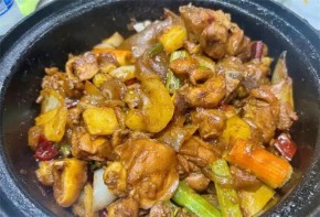 樂小煲雞公煲加盟能掙錢嗎？加盟靠不靠譜？