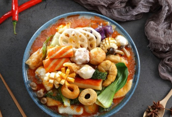 九缸紅麻辣燙 九缸紅麻辣燙