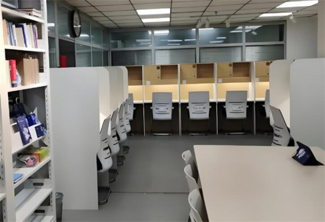 思酷睿AI智能自習(xí)室 思酷睿AI智能自習(xí)室