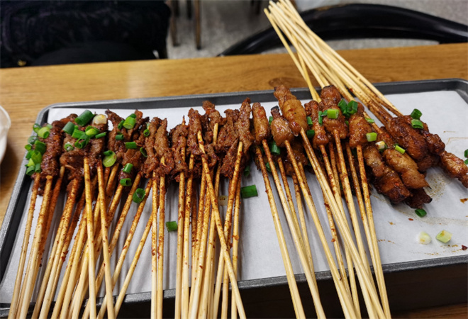 爆烤社宜賓把把燒加盟