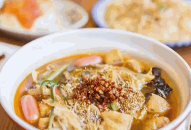 胡軼麻辣燙