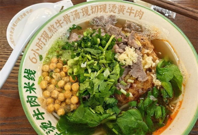 阿佑鮮燙牛肉米線加盟