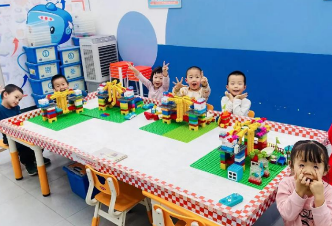 艾克瑞特機器人教育