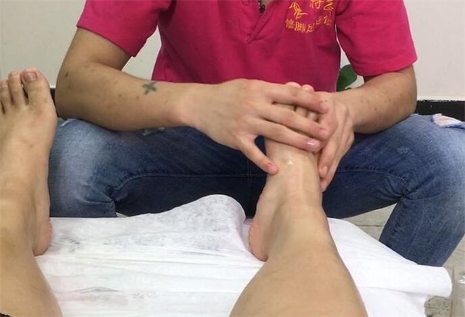 夏時根修腳坊加盟