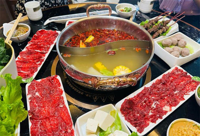 牛員外潮汕牛肉火鍋