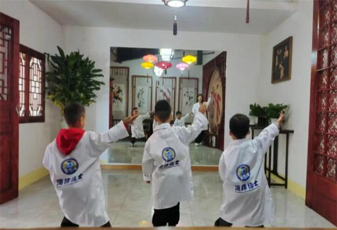 海豚博士科學(xué)實(shí)驗(yàn)室